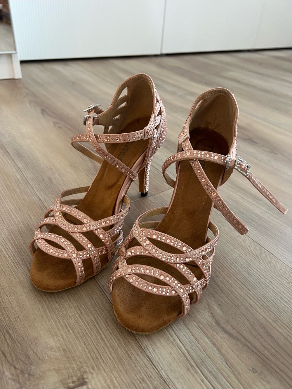 TT Dancewear Rhinestone Dance Shoes Nude for Salsa Latin Ballroom Dance Size 7.5